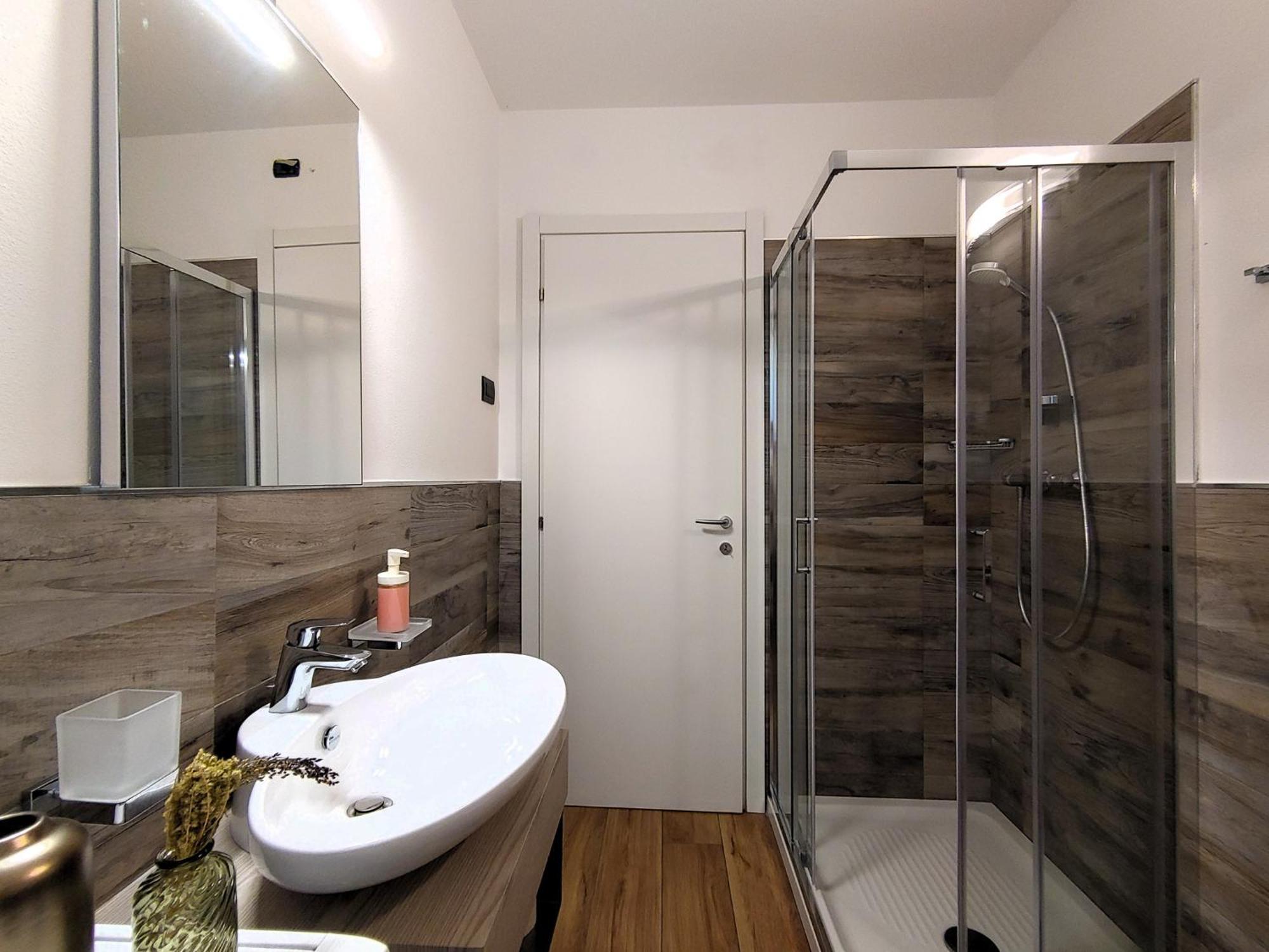 Dascio Vita See Ferienwohnung Mit Dachterrasse Экстерьер фото